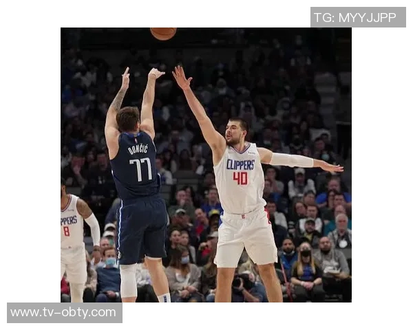 库里与安德玛决裂布朗称赞运动员掌控职业生涯的能力 库里与安德玛决裂布朗称赞运动员掌控职业生涯的能力