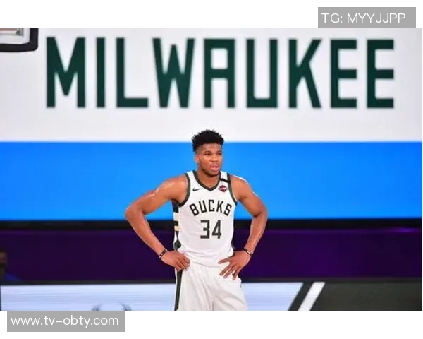 字母哥新冠康复后重返雄鹿训练营开展无对抗训练备战新赛季